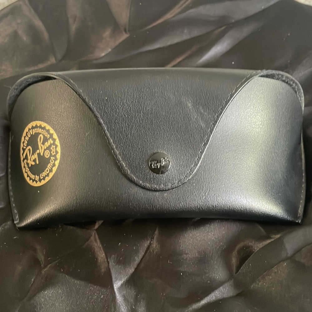 Ray Ban Sunglasses - Picture 2 of 5